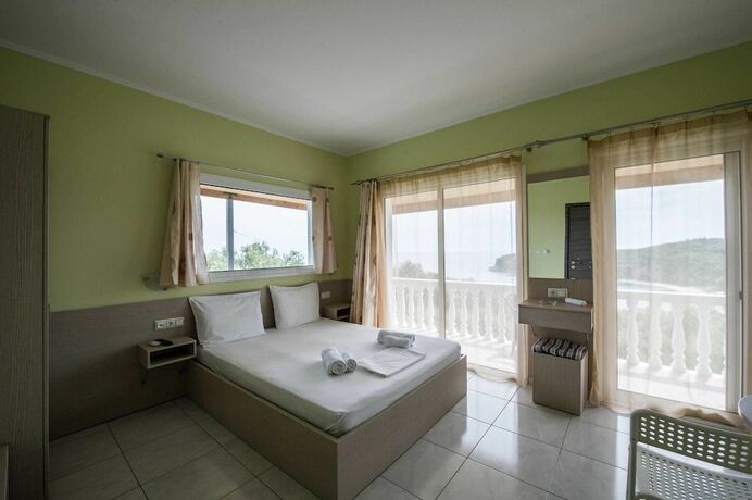 Imagen general del Hotel Kanali Village. Foto 3