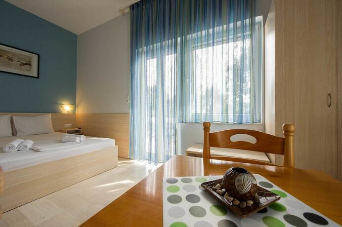 Imagen general del Hotel Kanali Village. Foto 9