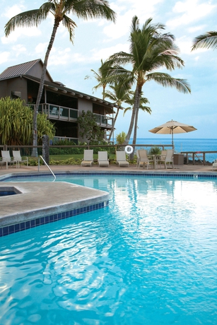 Imagen de la piscina del Hotel Kanaloa At Kona By Outrigger. Foto 15