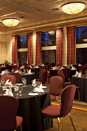 Imagen de los interiores del Hotel Kananaskis Mountain Lodge, Autograph Collection. Foto 11