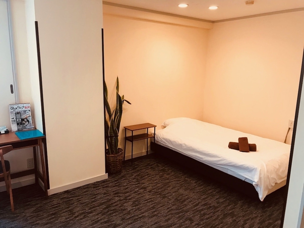 Imagen de la habitación del Hotel Kanazawa Station. Foto 11