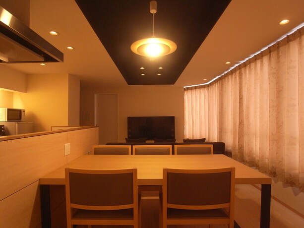 Imagen de la habitación del Hotel Kanazawa Tamaruya. Foto 21