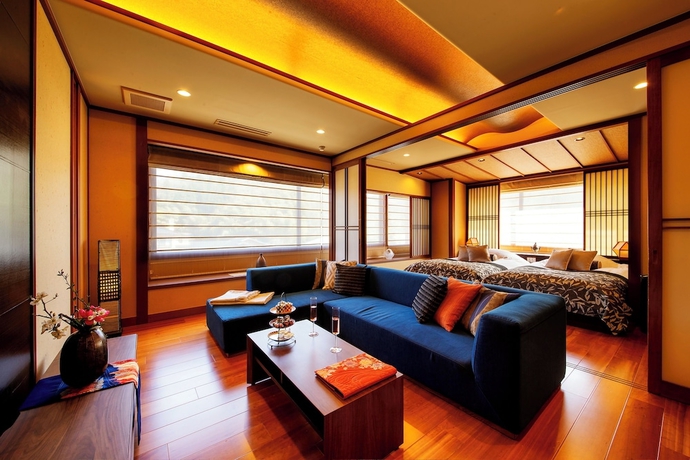 Imagen de la habitación del Hotel Kanazawa YuOnsen Hyakurakusou. Foto 4