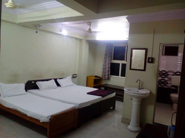 Imagen de la habitación del Hotel Kanchan. Foto 14