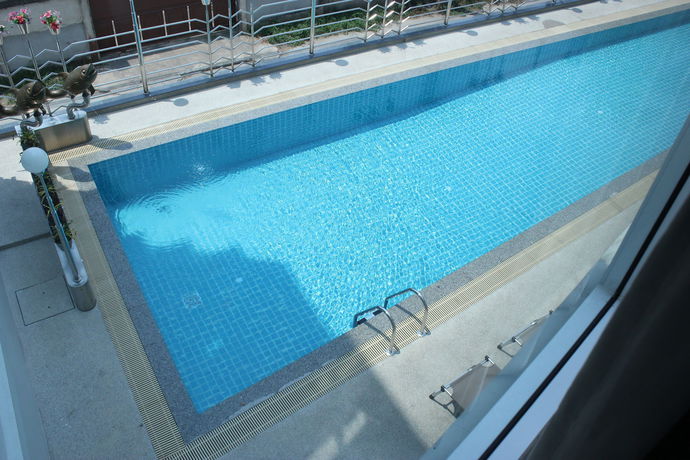 Imagen de la habitación del Hotel Kanchanaburi City. Foto 10