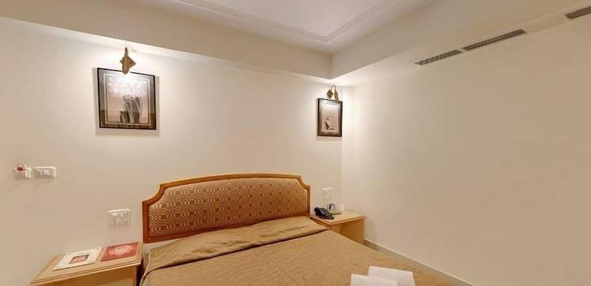 Imagen de la habitación del Hotel Kanchandeep. Foto 16