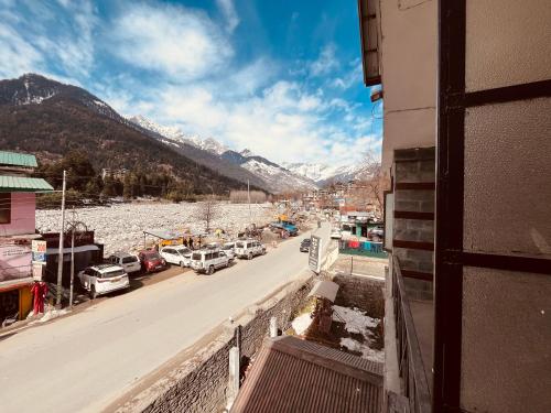 Imagen general del Hotel Kanchani - A Majestic Mountain Retreat. Foto 14