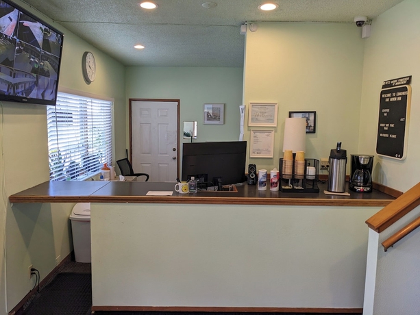 Imagen de los interiores del Hotel KandE Motor Inn. Foto 12