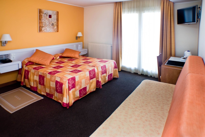 Imagen de la habitación del Hotel Kandahar. Foto 6