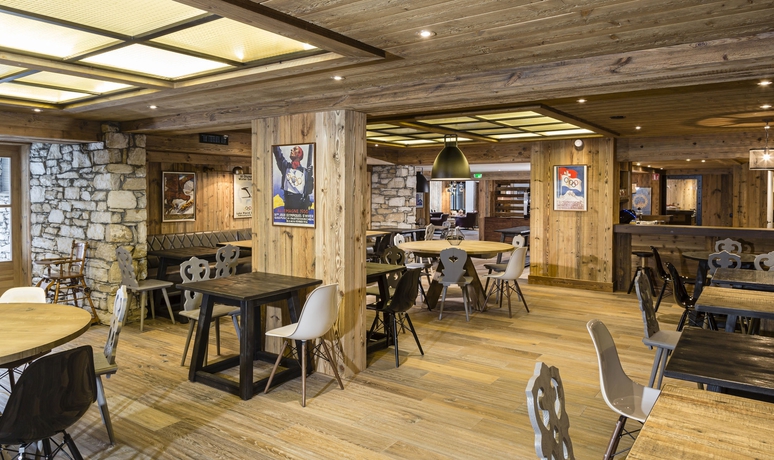 Imagen del bar/restaurante del Hotel Kandahar, Val d'Is&egrave;re. Foto 4