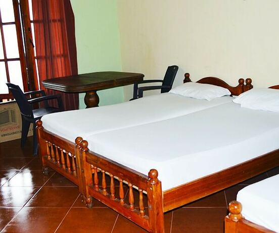 Imagen de la habitación del Hotel Kandyan Holiday Center. Foto 22
