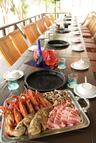 Imagen del bar/restaurante del Hotel Kanehide Kise Beach Palace. Foto 4