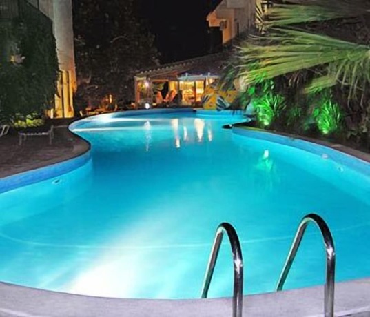 Imagen general del Hotel Kanelli Beach, Aigialeia. Foto 1