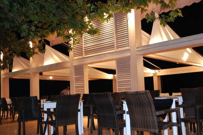 Imagen general del Hotel Kanelli Beach, Aigialeia. Foto 5