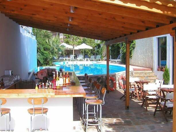 Imagen general del Hotel Kanelli Beach, Aigialeia. Foto 12