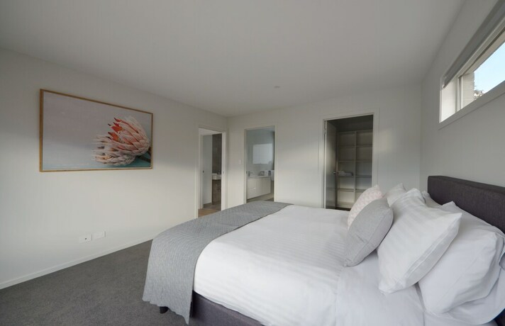 Imagen de la habitación del Hotel Kangaroo Bay Apartments. Foto 34