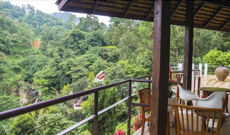 Imagen de la habitación del Hotel Kangsadarn Resort and Waterfall. Foto 16