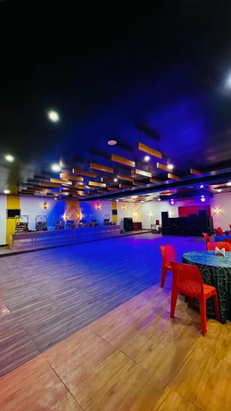 Imagen del bar/restaurante del Hotel Kanha Green. Foto 4