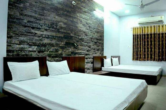 Imagen general del Hotel Kanha Ujjain. Foto 9