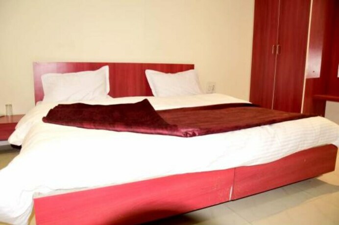 Imagen de la habitación del Hotel Kanha Ujjain. Foto 20