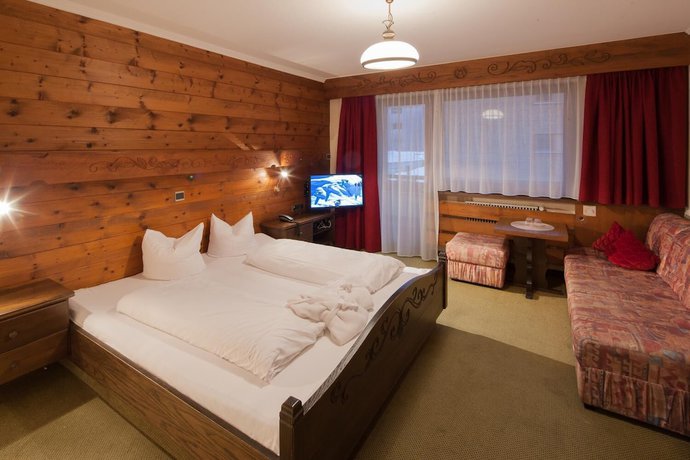 Imagen de la habitación del Hotel Kanisfluh. Foto 11