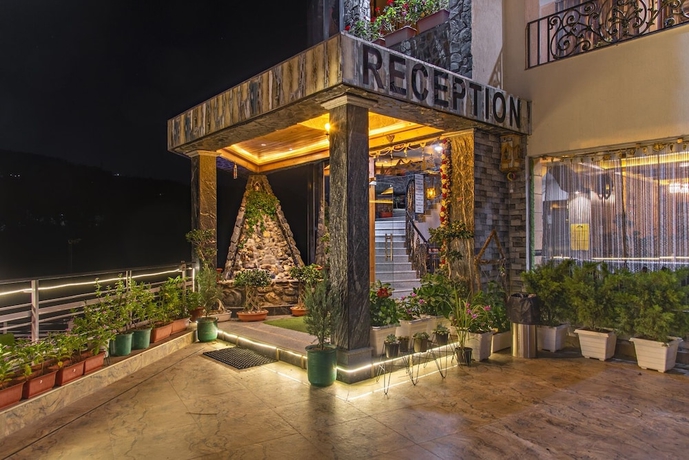 Imagen de los interiores del Hotel Kanishka Retreat Resort Chail. Foto 17