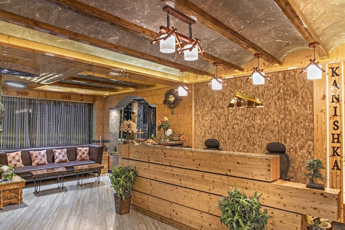 Imagen de los interiores del Hotel Kanishka Retreat Resort Chail. Foto 19
