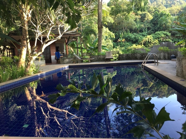 Imagen de la piscina del Hotel Kanita Garden At Phuket. Foto 10