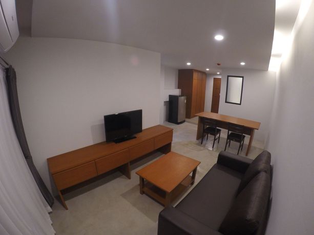 Imagen de los interiores del Hotel Kanith Place. Foto 20