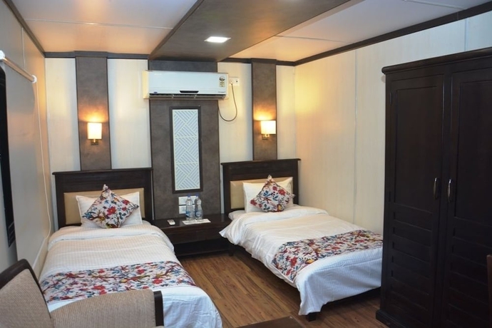 Imagen de la habitación del Hotel Kanj Kiri Container Tent City Kumbh. Foto 2