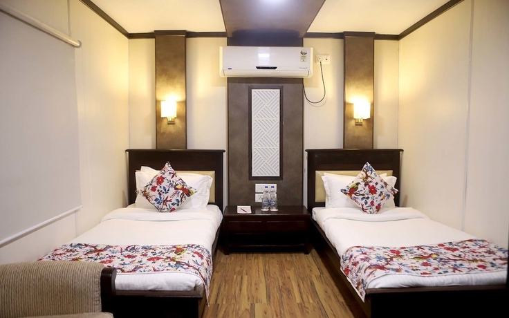 Imagen de la habitación del Hotel Kanj Kiri Container Tent City Kumbh. Foto 3