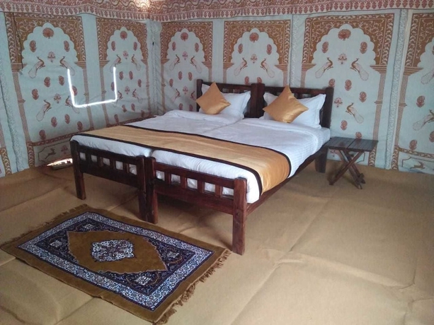 Imagen de la habitación del Hotel Kanj Kiri Container Tent City Kumbh. Foto 7
