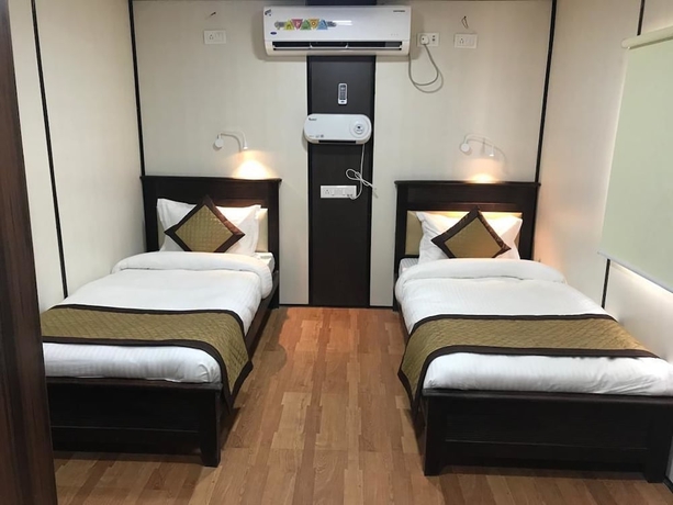 Imagen de la habitación del Hotel Kanj Kiri Container Tent City Kumbh. Foto 10