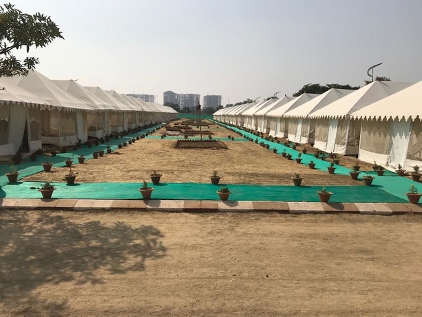 Imagen general del Hotel Kanj Kiri Container Tent City Kumbh. Foto 1