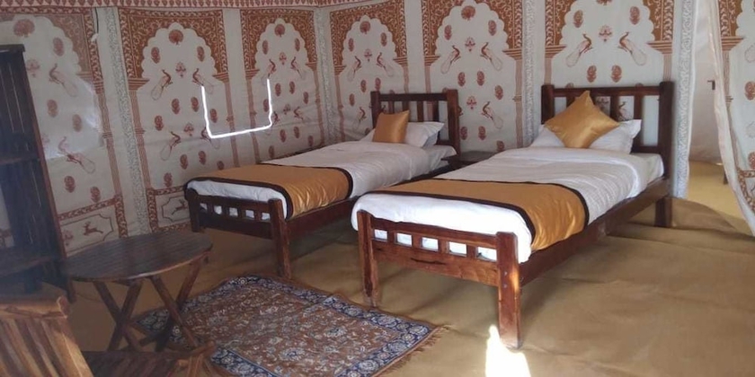 Imagen de la habitación del Hotel Kanj Kiri Container Tent City Kumbh. Foto 15