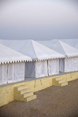 Imagen de los interiores del Hotel Kanj Shekhana Desert Safari Camp. Foto 18