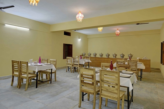 Imagen del bar/restaurante del Hotel Kanj Shekhana Desert Safari Camp. Foto 4
