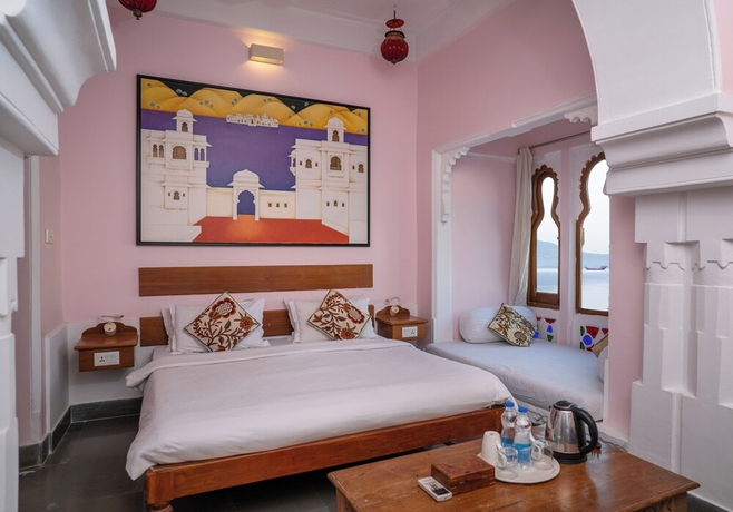 Imagen de la habitación del Hotel Kankarwa Haveli. Foto 13