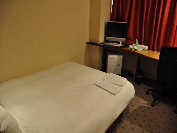 Imagen de la habitación del Hotel Kanku Izumiotsu Washington. Foto 5