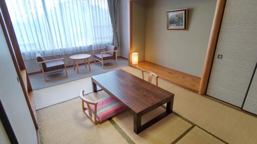 Imagen de la habitación del Hotel Kanpo no Yado Kanonji. Foto 13