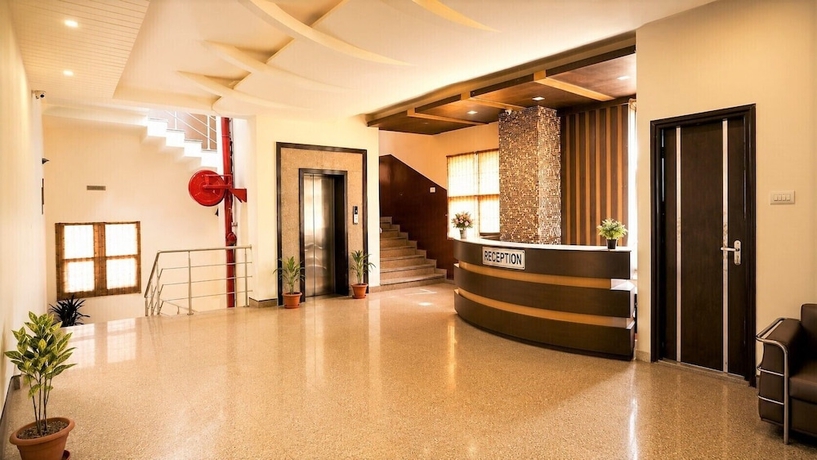 Imagen de los interiores del Hotel Kanpur Hotel Bhagyaraj Palace - Best Hotel In Kanpur. Foto 14