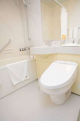 Imagen de la habitación del Hotel Kansai Airport Washington. Foto 5