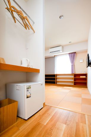Imagen de la habitación del Hotel Kansai Seaside. Foto 6