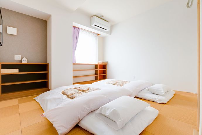 Imagen de la habitación del Hotel Kansai Seaside. Foto 8