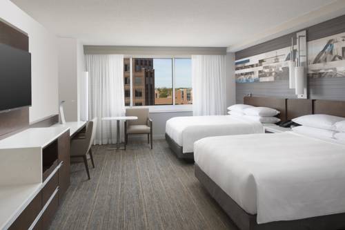 Imagen de la habitación del Hotel Kansas City Marriott Country Club Plaza. Foto 6