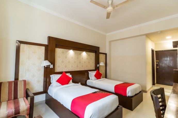 Imagen de la habitación del Hotel Kant Palace. Foto 4