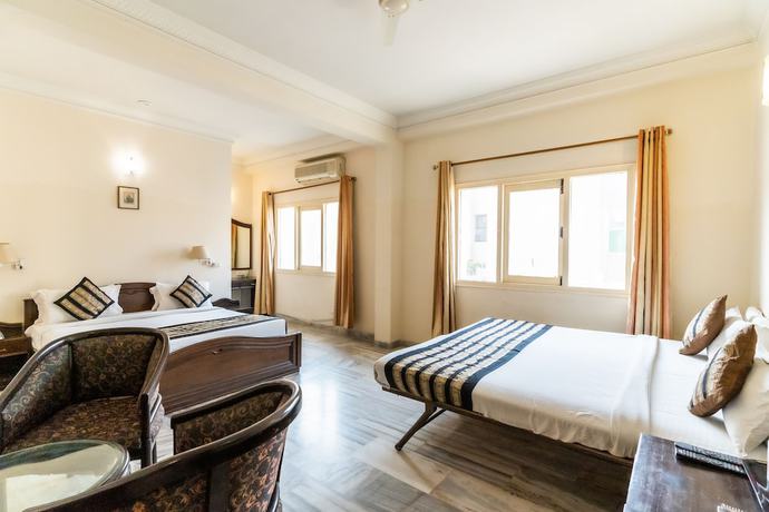 Imagen de la habitación del Hotel Kant Palace. Foto 14