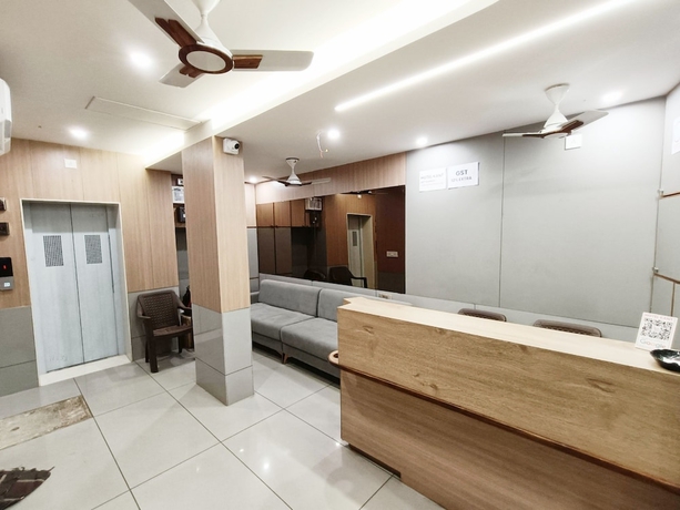 Imagen de los interiores del Hotel Kant by GoHotels - Best Near Shree Dwarkadhish Temple. Foto 18