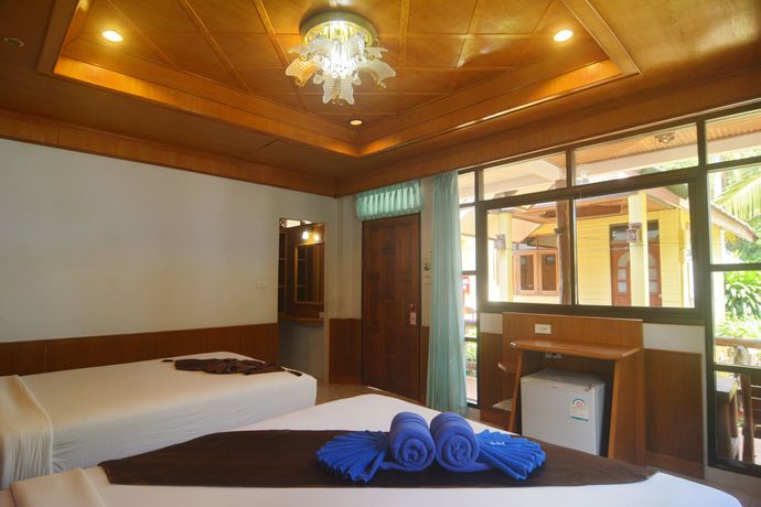 Imagen de la habitación del Hotel Kantiang Bay View Resort. Foto 18