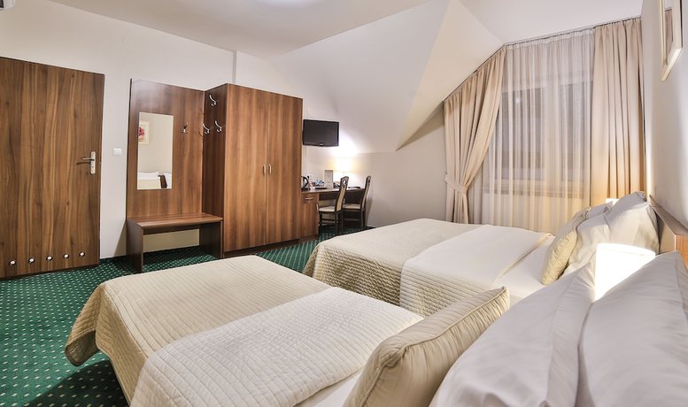 Imagen de la habitación del Hotel Kantoria. Foto 10
